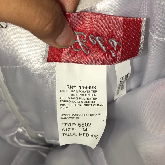 Prom/quince dress - Picture 2 of 6